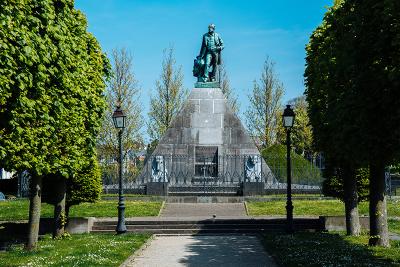 A City Of Art & History - Boulogne Marina