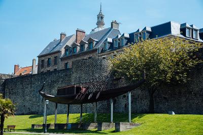 A City Of Art & History - Boulogne Marina